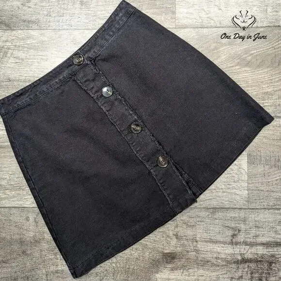 Francesca Button Fron Denim Mini Skirt Size M - Picture 1 of 5